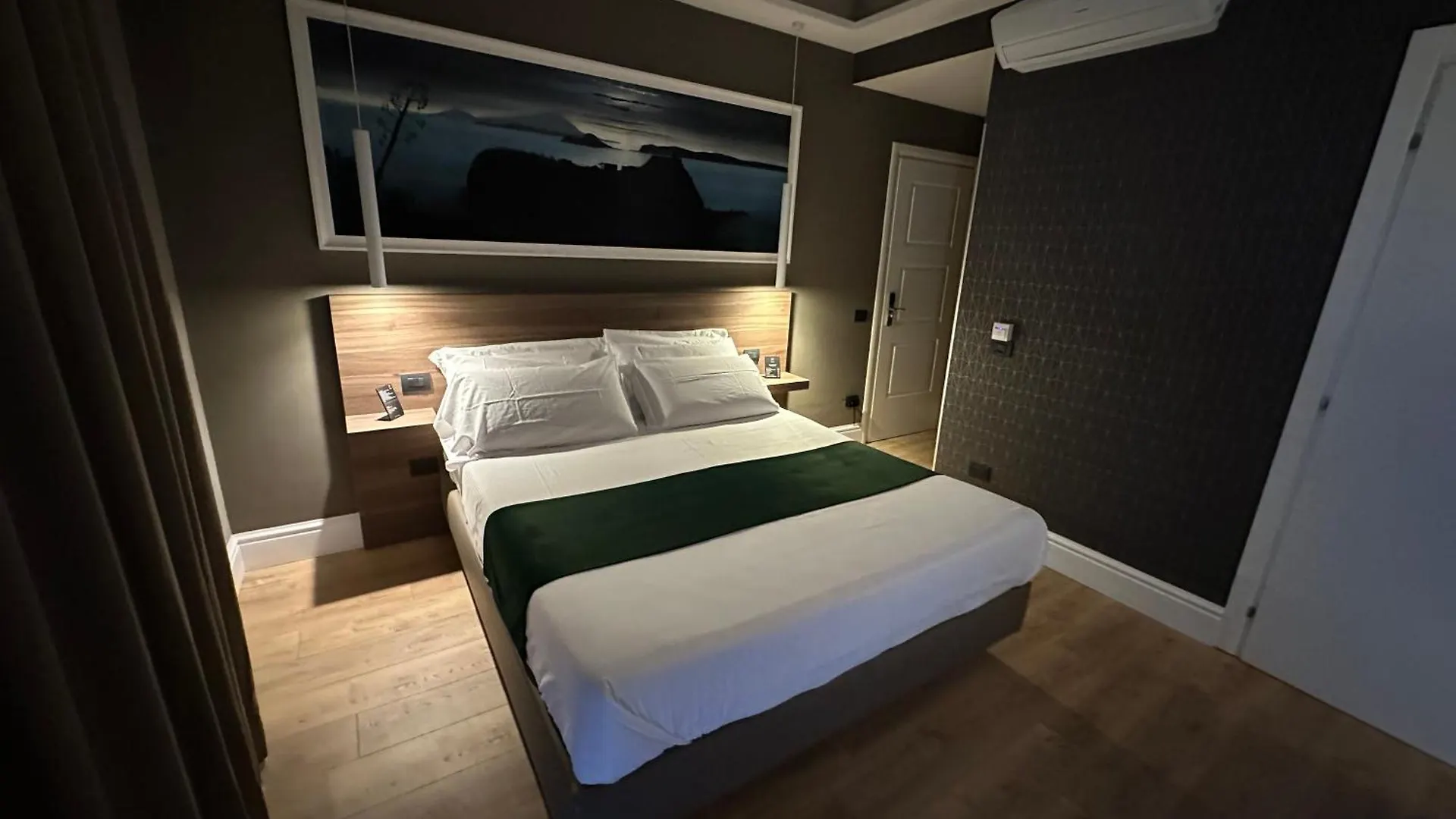 7Th Floor Suite Neapel Italien