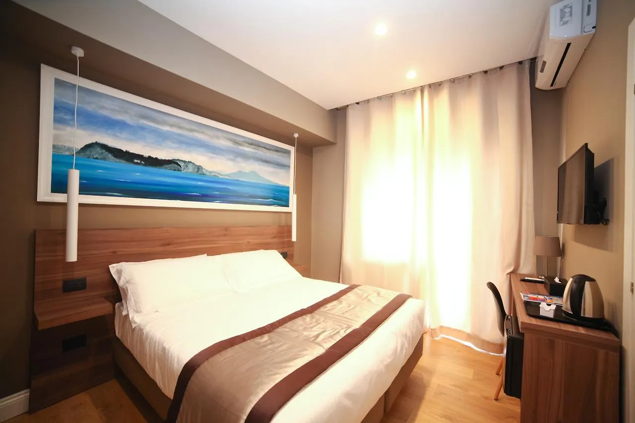 7Th Floor Suite Neapel