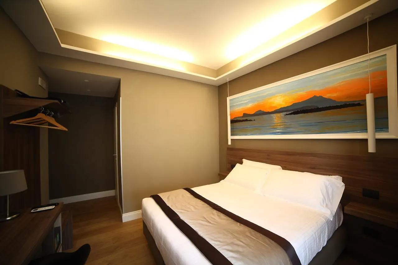 Gasthof 7Th Floor Suite Neapel