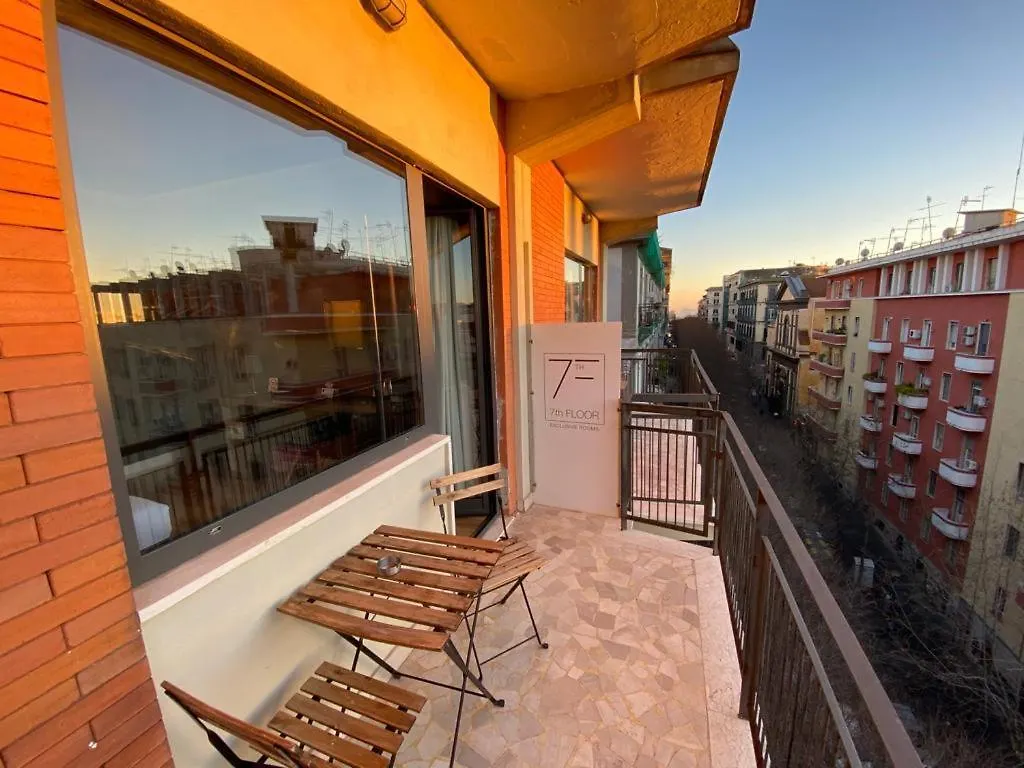 7Th Floor Suite Napoli